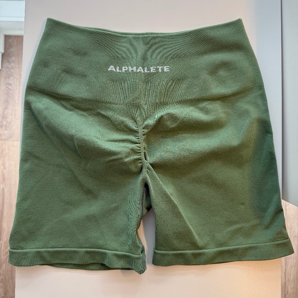 Alphalete amplify short - Picture 2 of 2